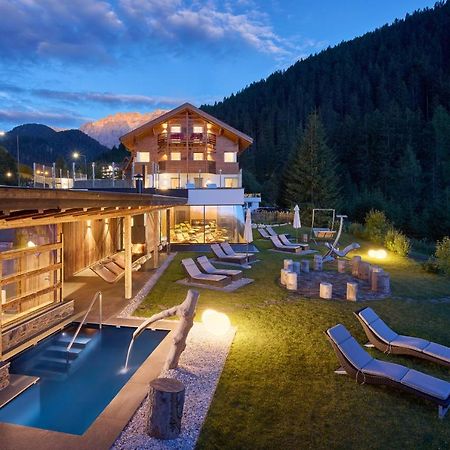Hotel Comploj Adults Only Selva di Val Gardena Exterior photo