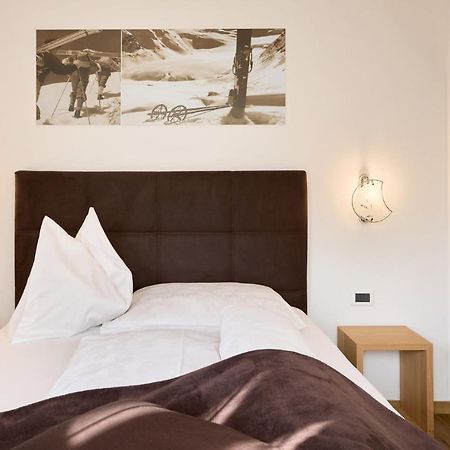 Hotel Comploj Adults Only Selva di Val Gardena Exterior photo